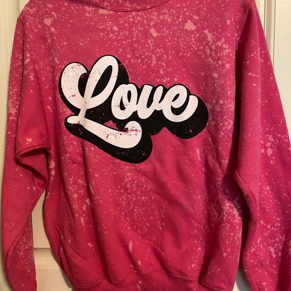 Pink Love Graphic Sweatshirt - Picture 2 of 5
